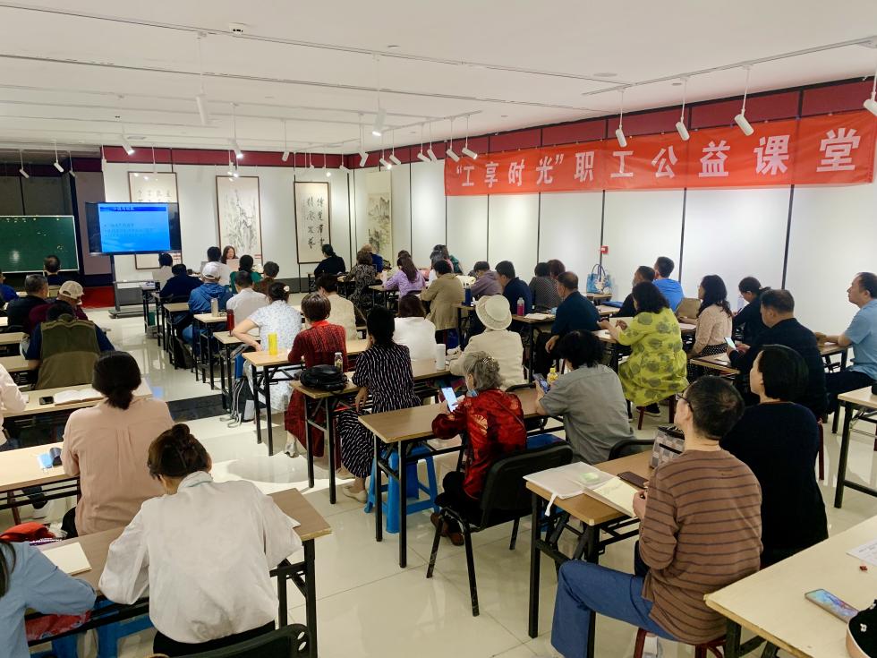 行走的课堂 济南市总工会“工享时光”如何重塑职工文学创作生态